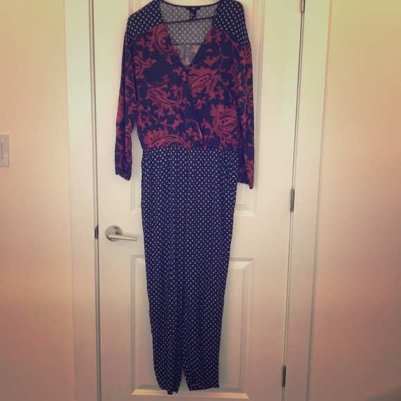 Long sleeve jumpsuit - Picture 1 of 1